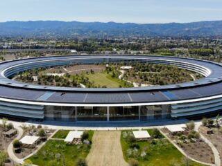 Apple Park in Cupertino, Silicon Valley, CA.